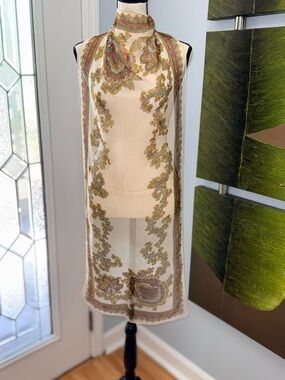 Gorgeous Paisley Vtg 60’s 100% Silk Made In Japan Hand Rolled Long Scarf!